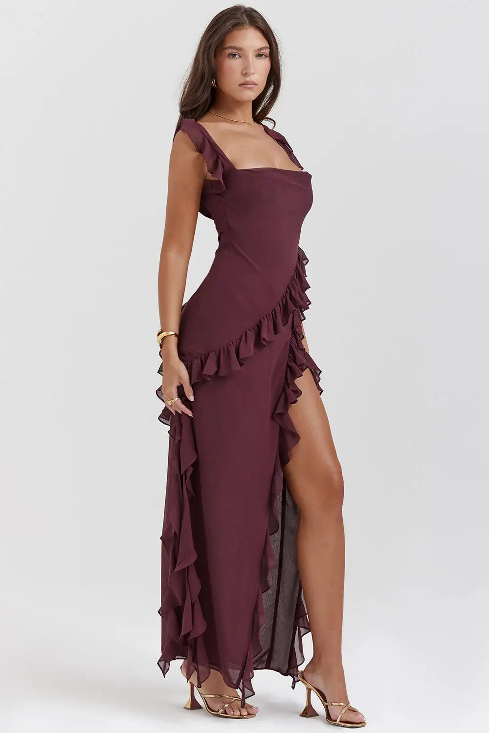 EPCbZ4xNyEh0dq7.webp
